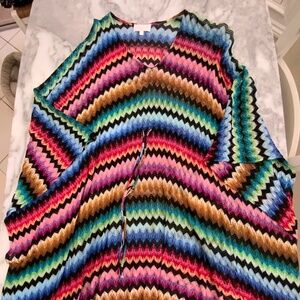 ALEXIS DRESS LIKE NEW SIZE MECIUM